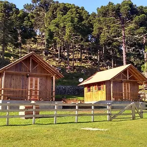 Alojamento de Turismo Selvagem Laranjeiras Ecoturismo & Passeios, Bom Jardim da Serra